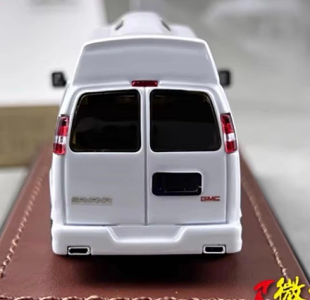 GOC 1/64 GMC SAVANA サバナ サバンナ 白 ホワイト アメ車