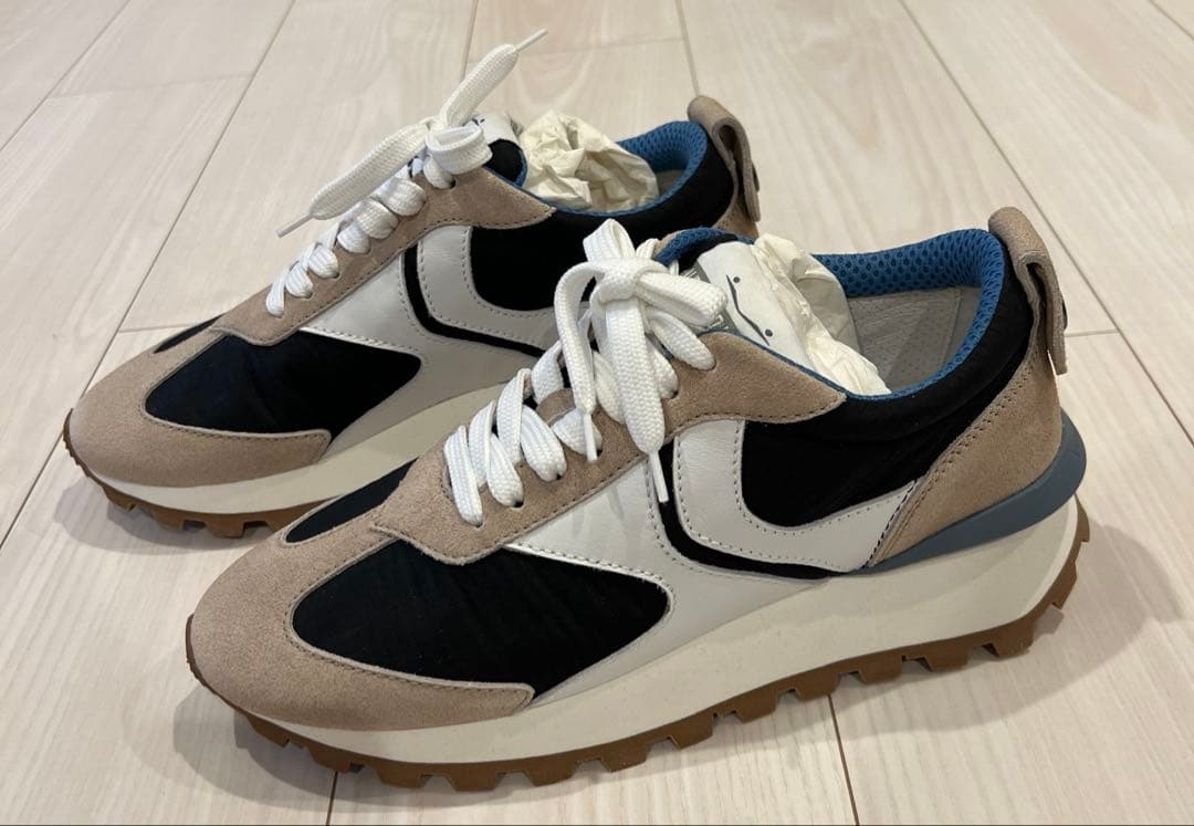 VOILE BLANCHEシューズ