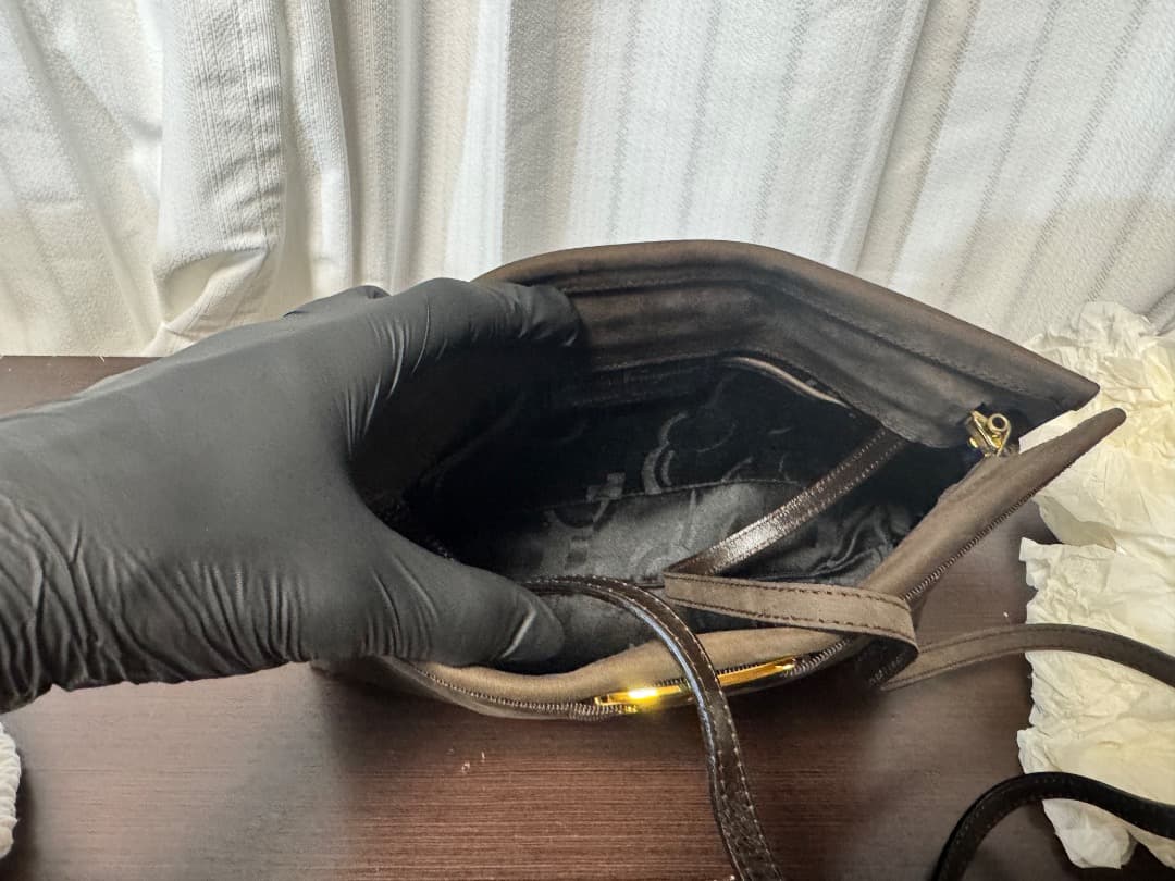 Ferragamo　ヴィンテージ フェラガモ　ダークブラウン クラッチバッグ