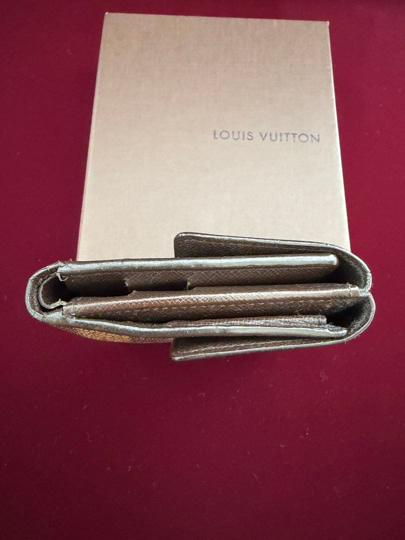 正規品　ルイ・ヴィトン　ダブルホック　財布