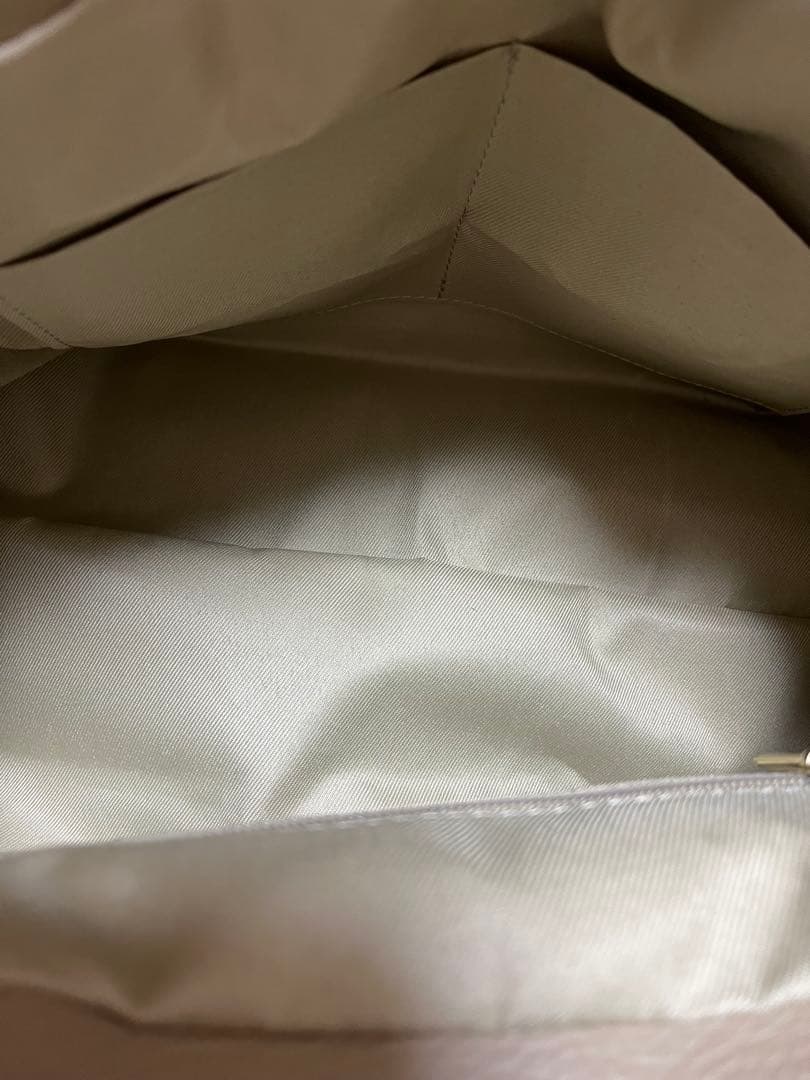 【新品未使用】MILOS ミロス 金具付きトートバック ベージュ NOBLE