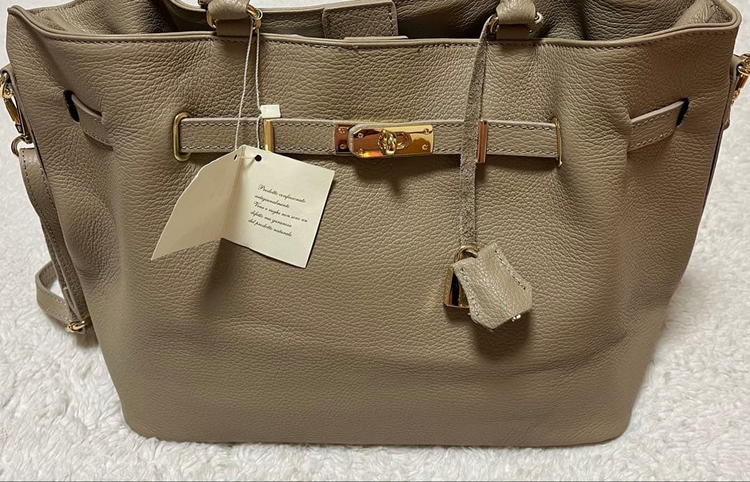 【新品未使用】MILOS ミロス 金具付きトートバック ベージュ NOBLE