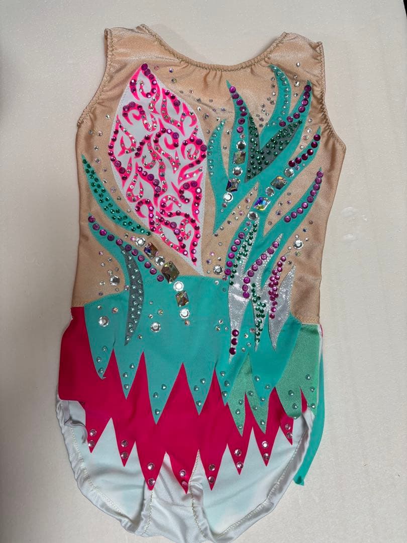 新体操　競技用　大会用　発表会　衣装　レオタード　130 140 サイズ