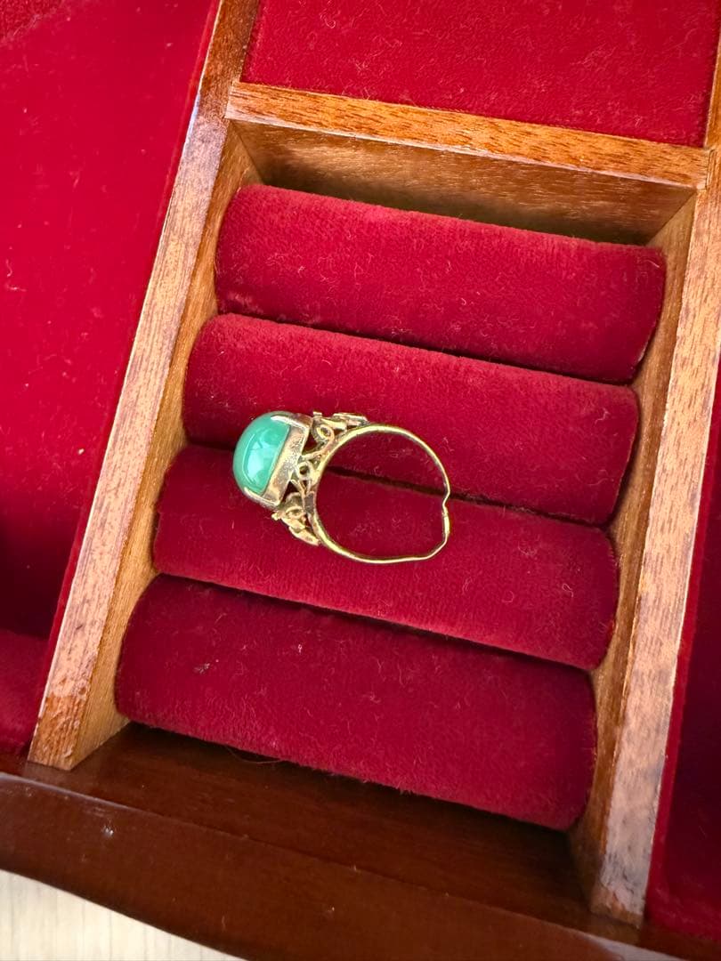 こ*ー様 アクセサリー　遺品整理