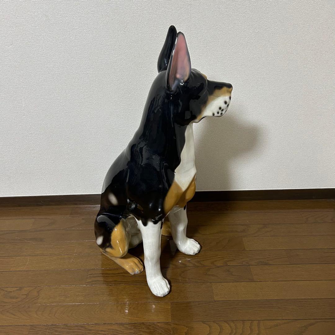 犬置物 ドッグ　ベルジアン ドーベルマン　オーナメント　オブジェ　陶器製品