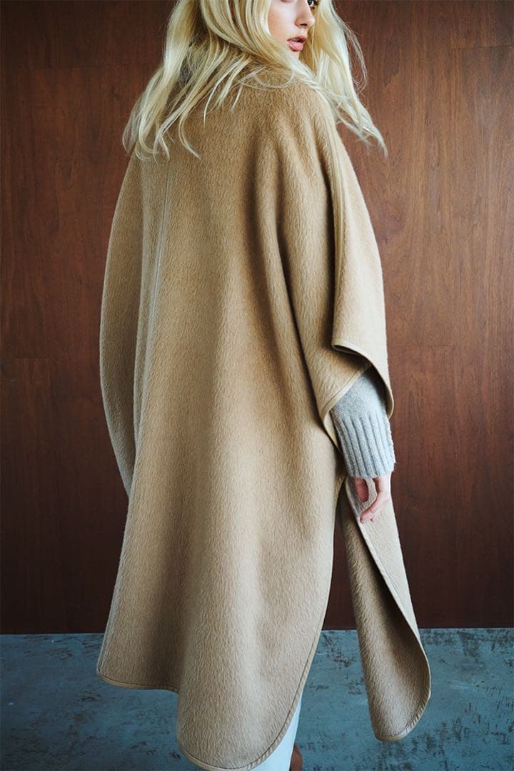 theory luxe 希少キャメル100% ケープ風ロングコート