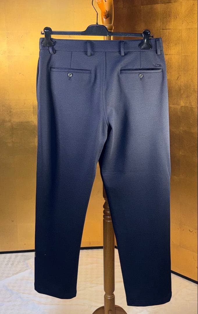 【エンポリオアルマーニ】新品定価73,000円ウール混ネイビースラックスL