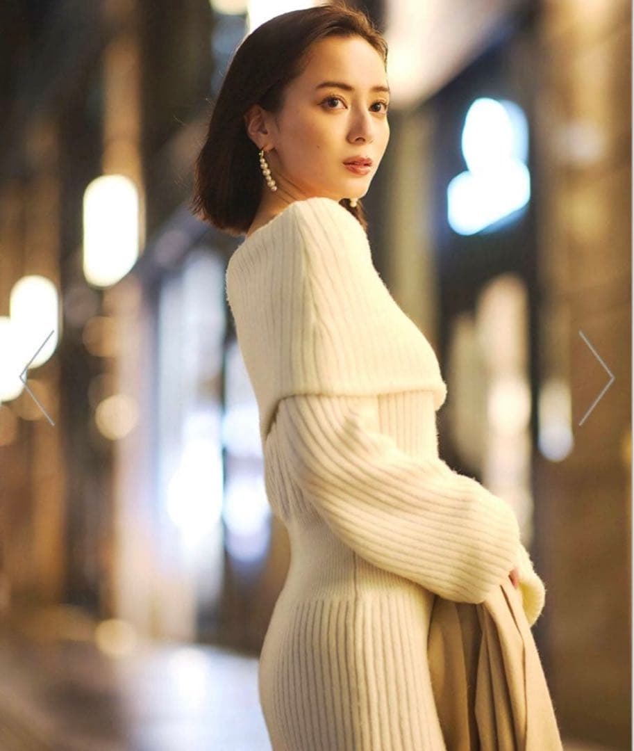 anuans オフショルナローニットワンピース アイボリー　S カシミア