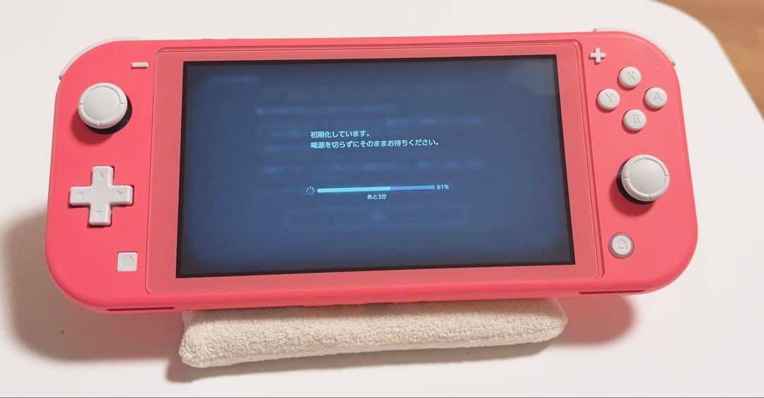 Nintendo Switch Lite コーラルピンク+充電器+ソフト1つ等