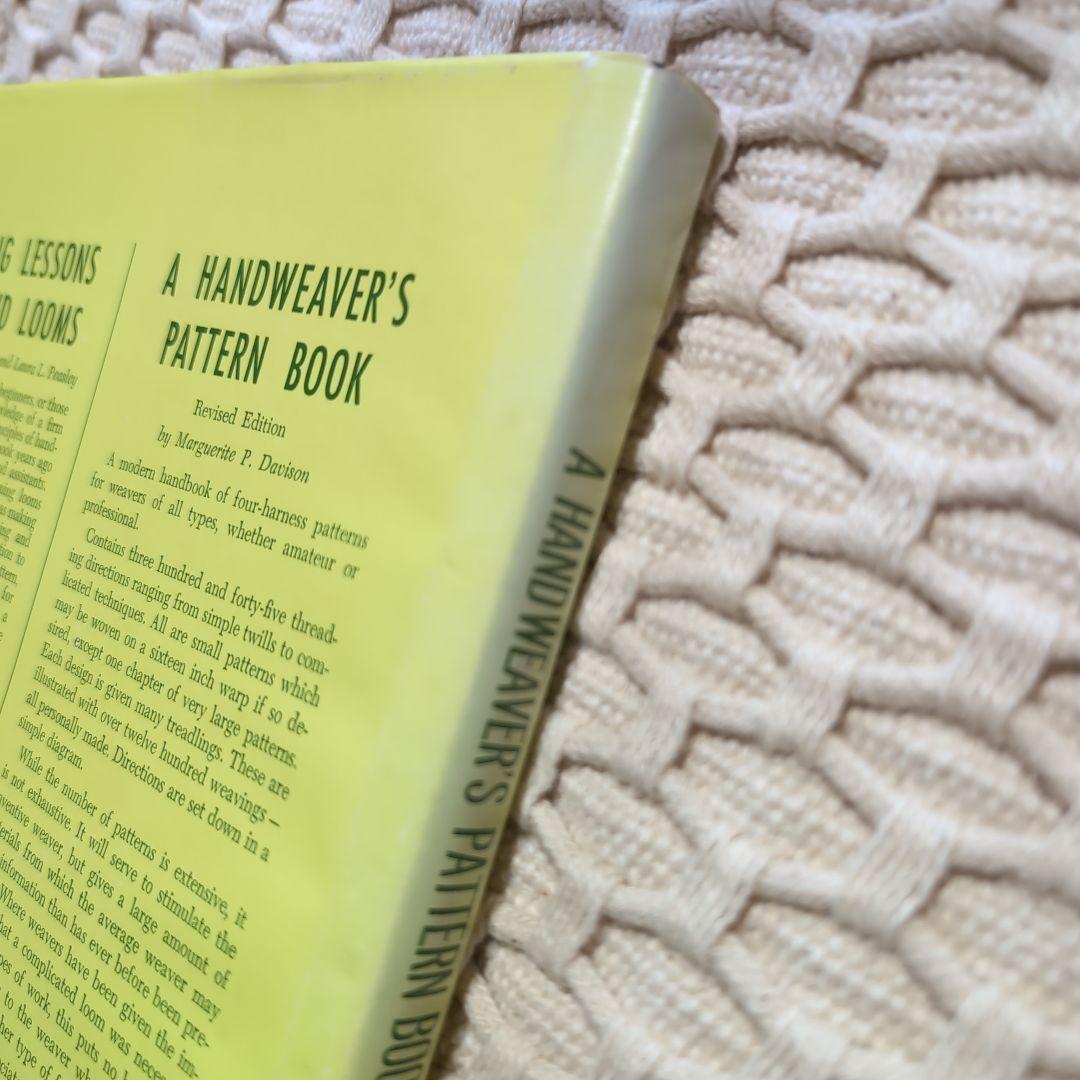 T-3001【中古】希少　A Handweaver's Pattern Book