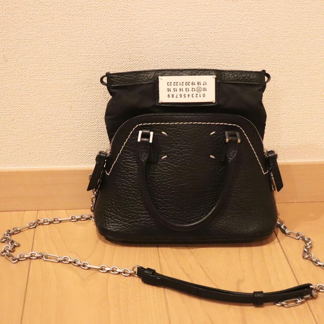 メゾンマルジェラ11 5AC マイクロ ショルダーバッグ ブラック