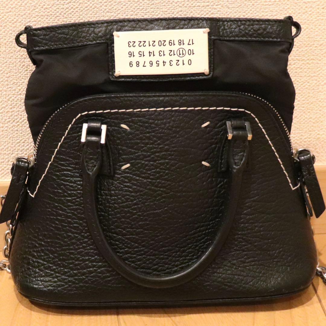 メゾンマルジェラ11 5AC マイクロ ショルダーバッグ ブラック