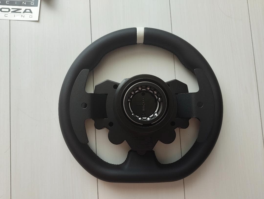 MOZA R5 バンドル（ハンコン・ペダル2点セット）