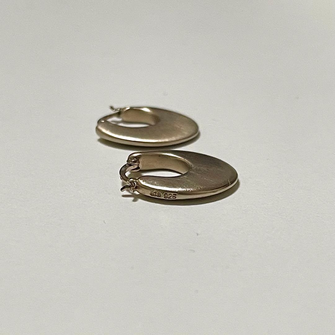 ete ロウ ラウンドプレート ピアス