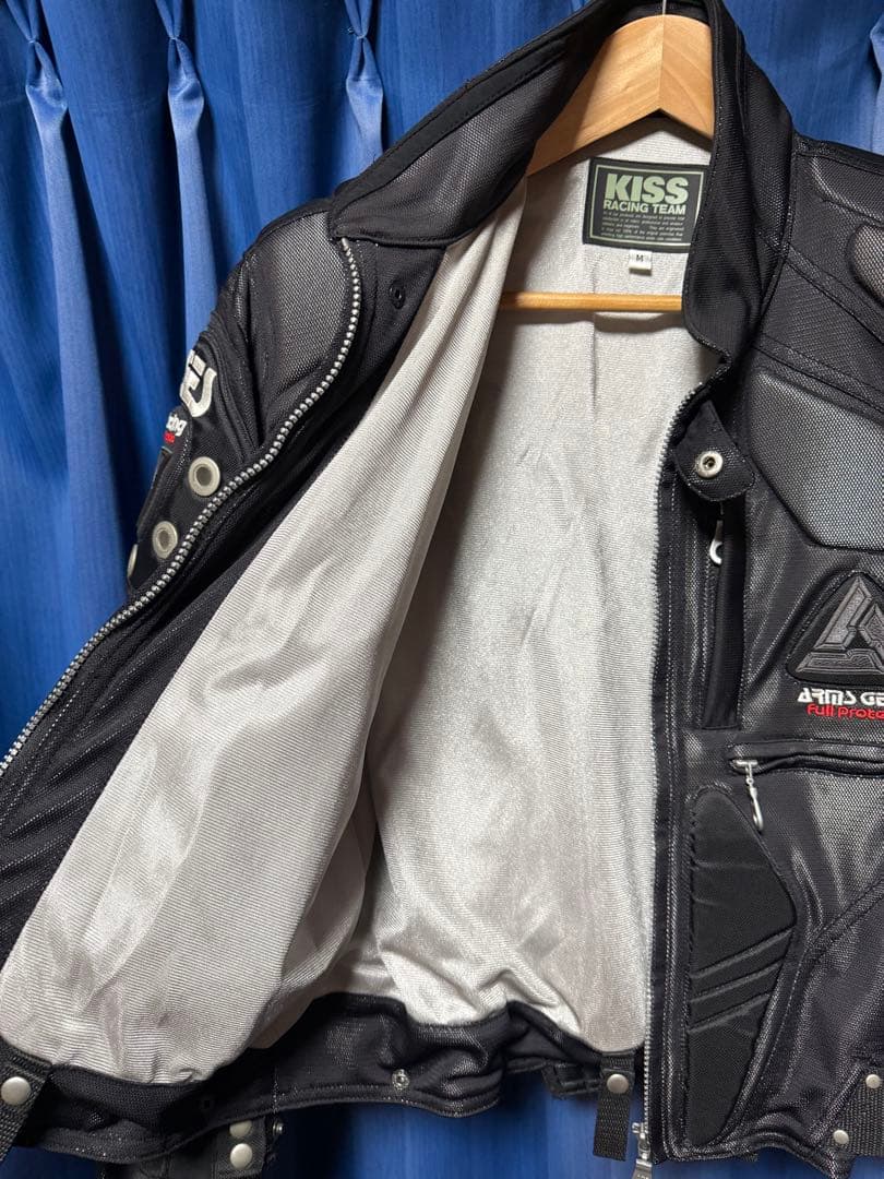 Yu 3着セット キスレーシング ジャケット