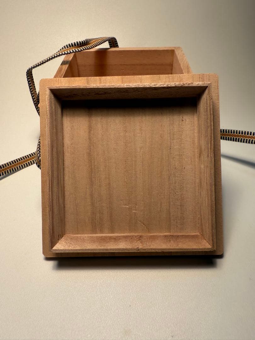 新里明士　光盃、共箱、共布、しおり