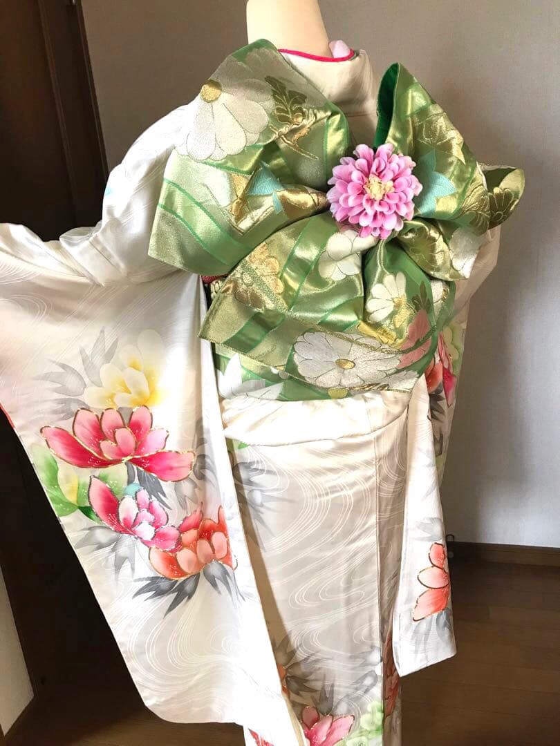 振袖セット　アイボリー　白系　牡丹❤️金駒刺繍　成人式振袖