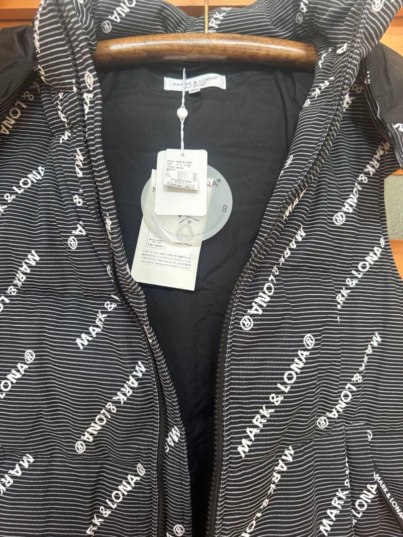 y*s様 【新品未使用】マーク&ロナ ダウンベスト ゴルフ MARK&LONA