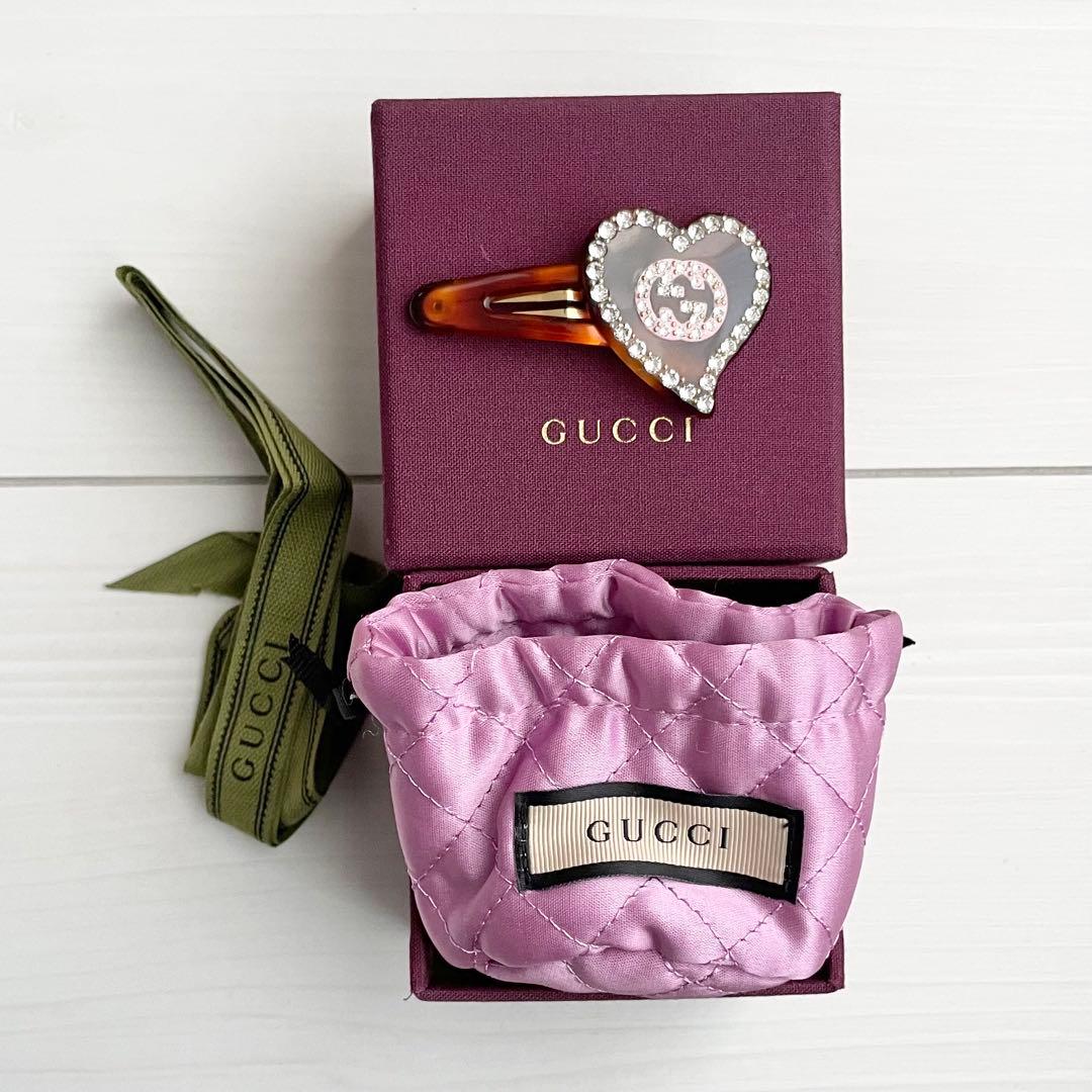 GUCCI グッチ　ヘアピン　ヘアアクセ　インターロッキングG付き ヘアクリップ