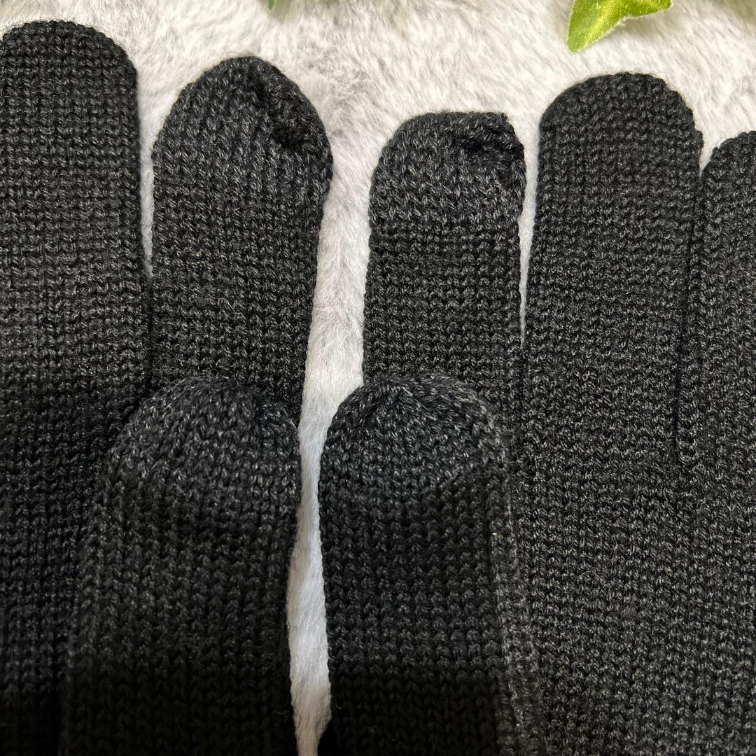 【新品未使用】【COACH】携帯操作可能！★ニット手袋★可愛いロゴプレート★黒★