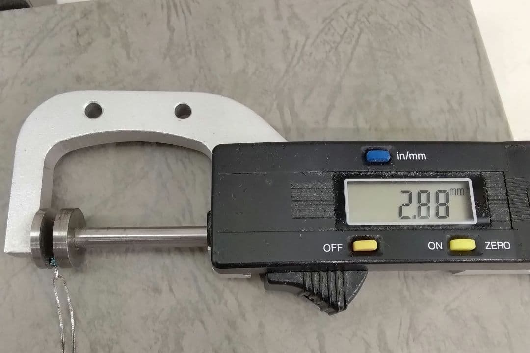 K10WGブルーダイヤモンドネックレス　(0.08ct )　　中古品