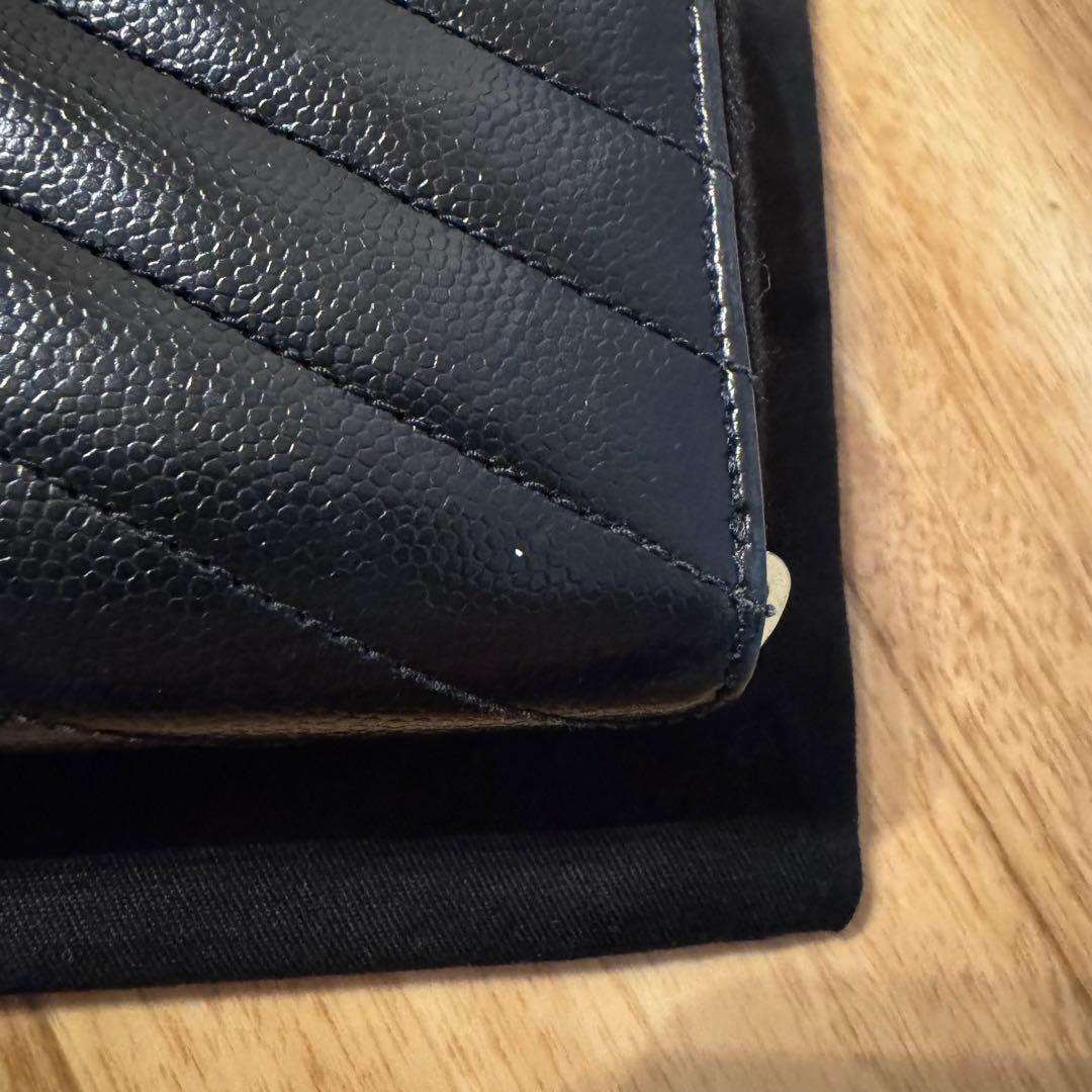 SAINT LAURENT ブラックレザー折り財布