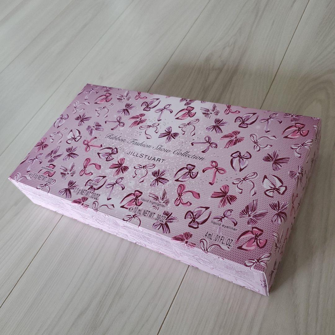 ジルスチュアート　クリスマスコフレ　2025　JILL STUART