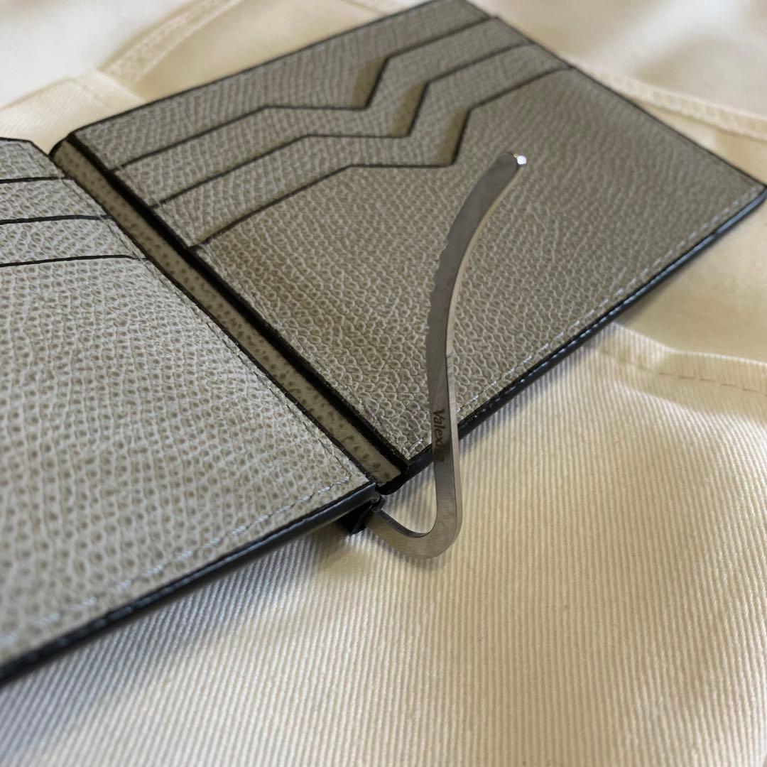 Valextrヴァレクストラ マネークリップ 二つ折り財布