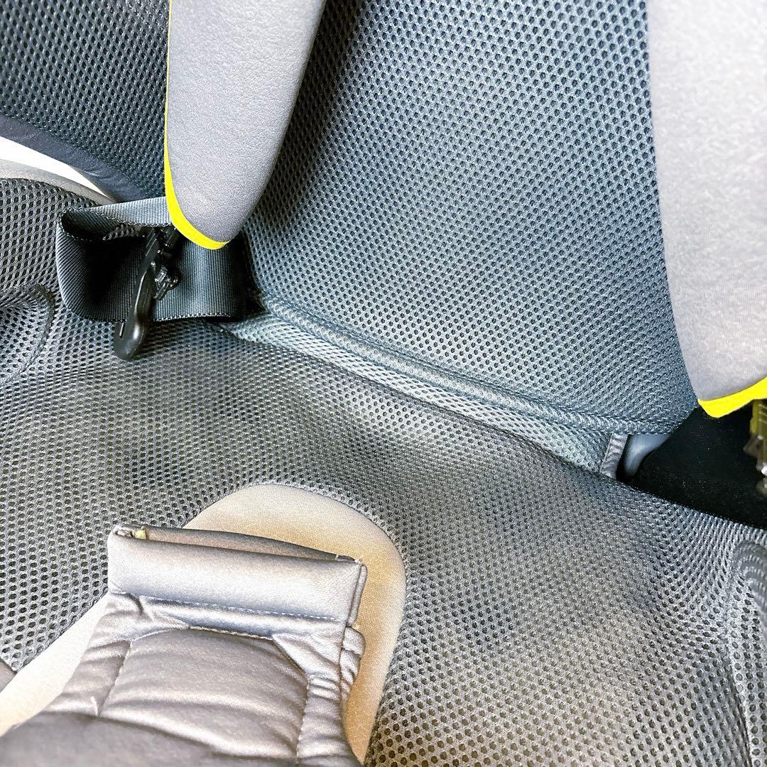 【美品】 Combi コンビ ジョイトリップ エアスルー GZ ジュニアシート