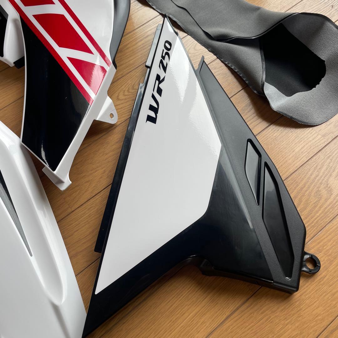 WR250R/X ワイズギア外装セット【新品未使用】