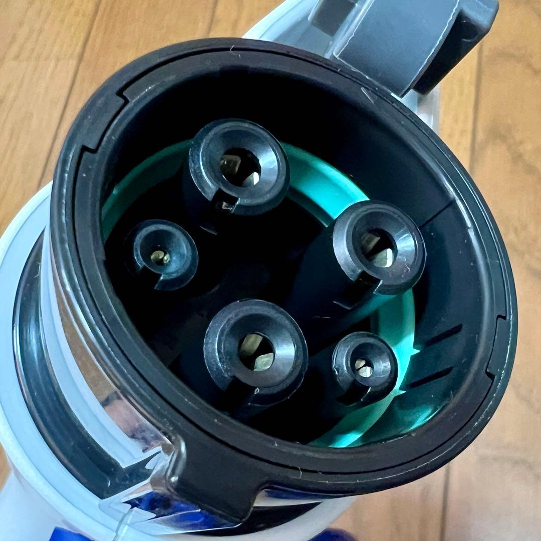 美品 新ロゴタイプ 6WX0A 日産リーフ EV充電ケーブル