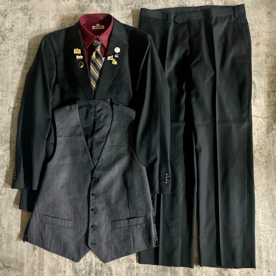 極美品 高級メリノウールスーツ Yves Saint Laurentネクタイ