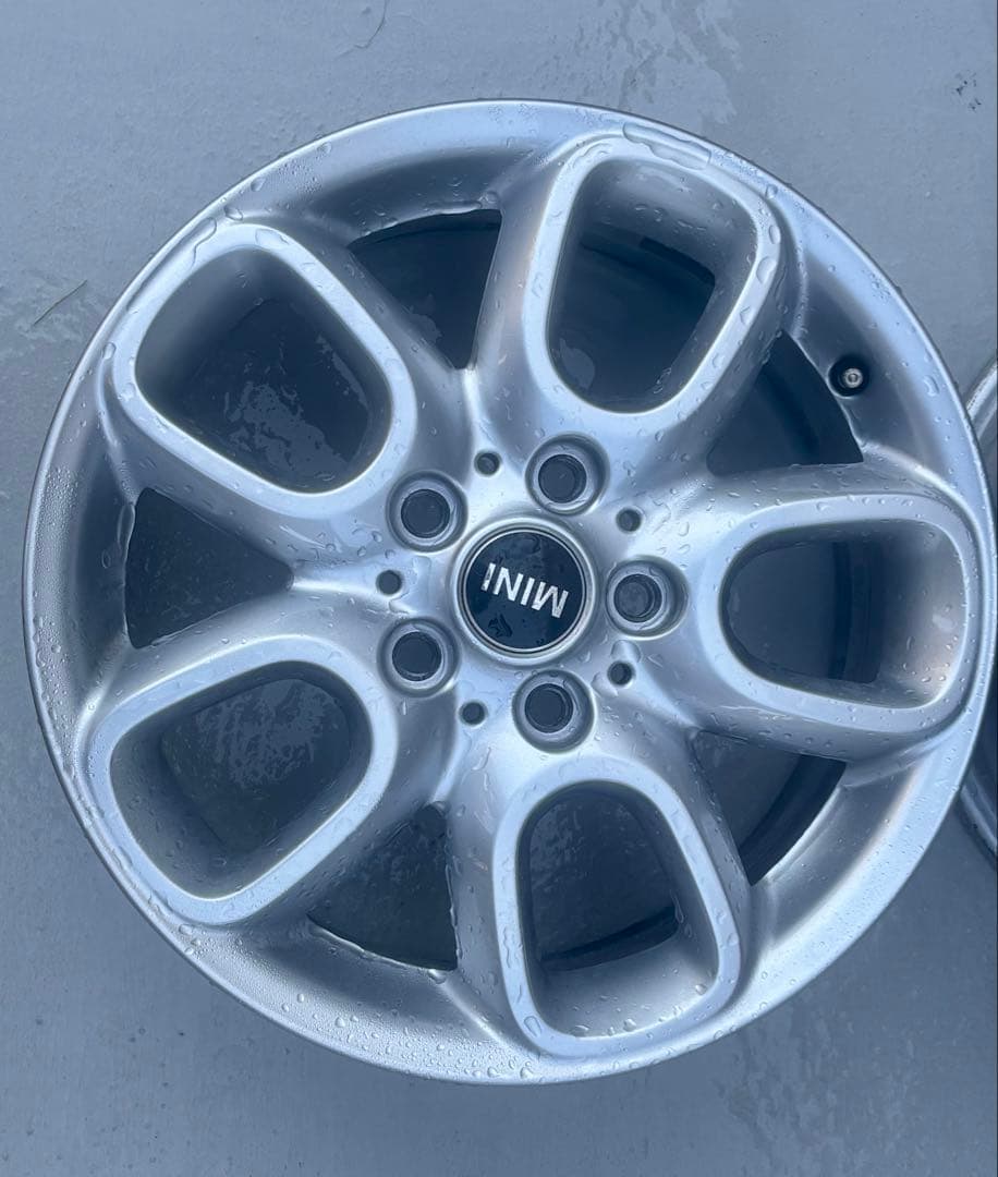 美品  MINI 純正16インチホイール4本 品番 6855103