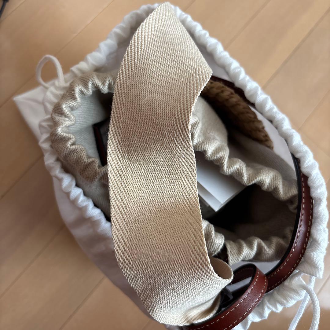 ⭐︎Chloé WOODY 巾着型かごバッグ スモールバスケット