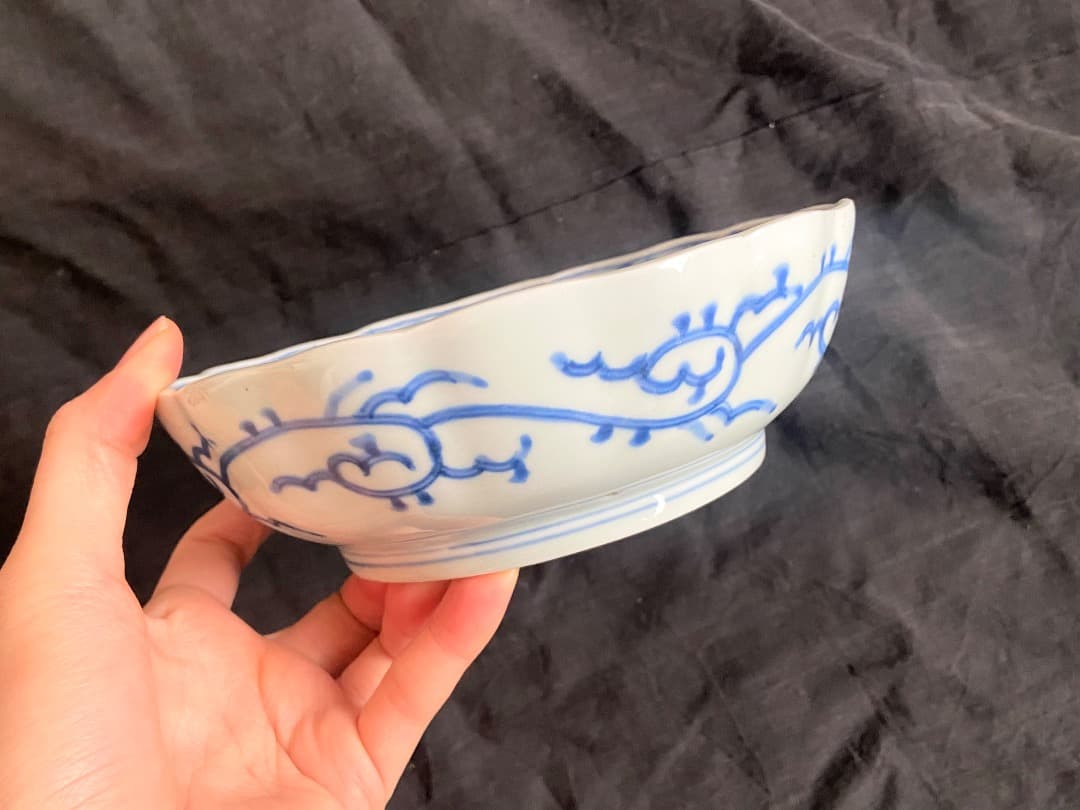 ゆりかもめ能登蔵出し 古伊万里 染付 線描花文 輪花皿 3客