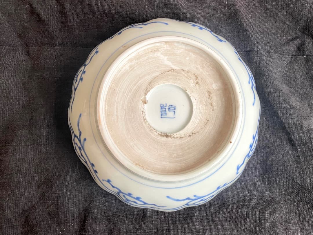 ゆりかもめ能登蔵出し 古伊万里 染付 線描花文 輪花皿 3客