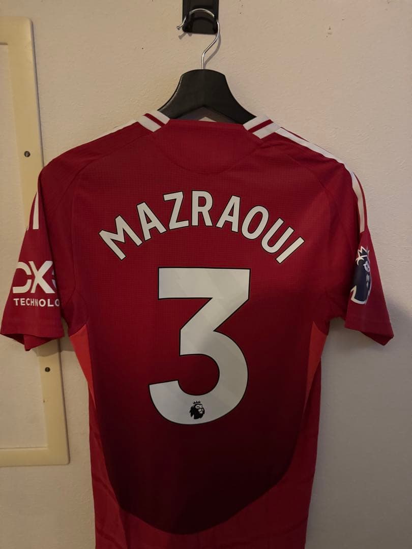 マンチェスターユナイテッド 24-25 オーセンティックユニフォーム　マズラウィ