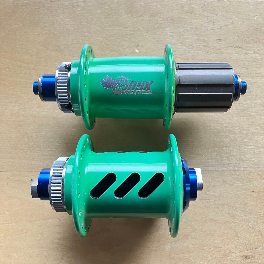 ONYX RACING PRODUCTS DISC HUB ブルーラグ