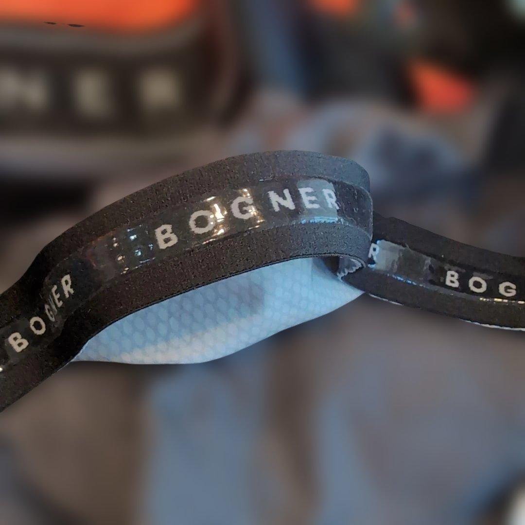 BOGNER　ダウンスキージャケット　スキーウェア　レディース 　カーキ　M