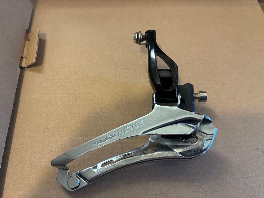 シマノ105 クランクディレイラーセット