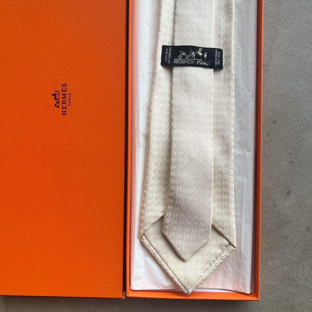 HERMES エルメス ネクタイ H柄 ファソネ 白ホワイト アイボリー