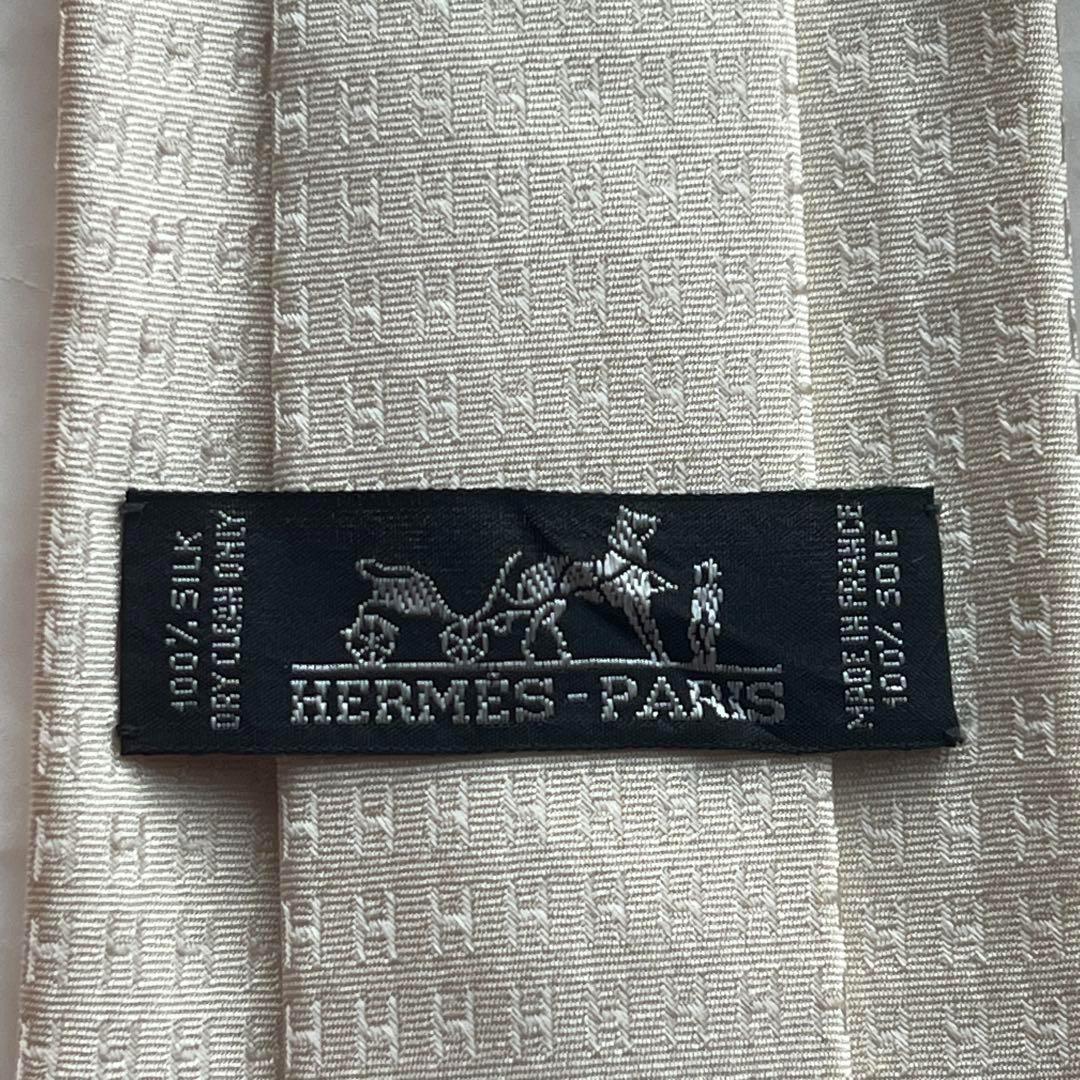 HERMES エルメス ネクタイ H柄 ファソネ 白ホワイト アイボリー