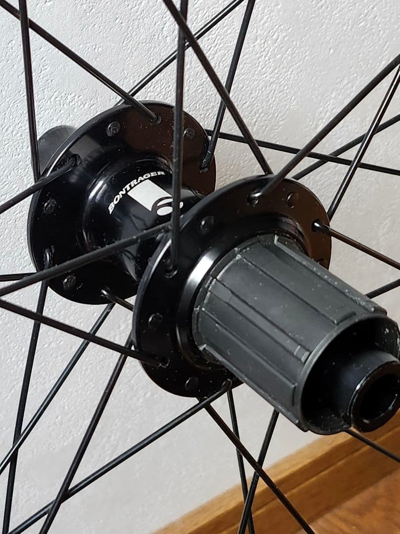 Bontrager アルミホイール AFFINITY TLR、美品タイヤセット