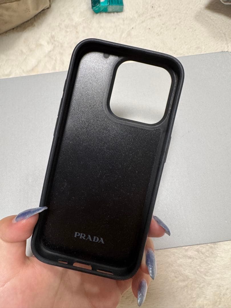 PRADA 水色 iPhone15proケース