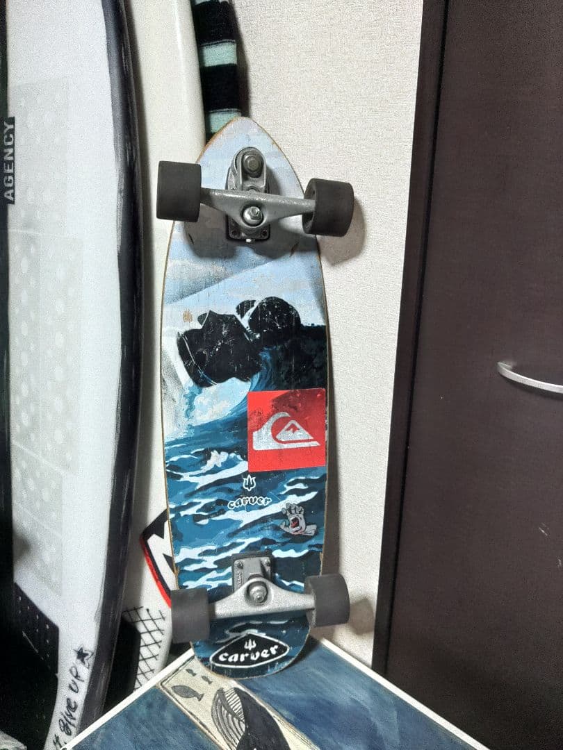 中古　Carver スケートボード　サーフィン　スケボー　波乗り