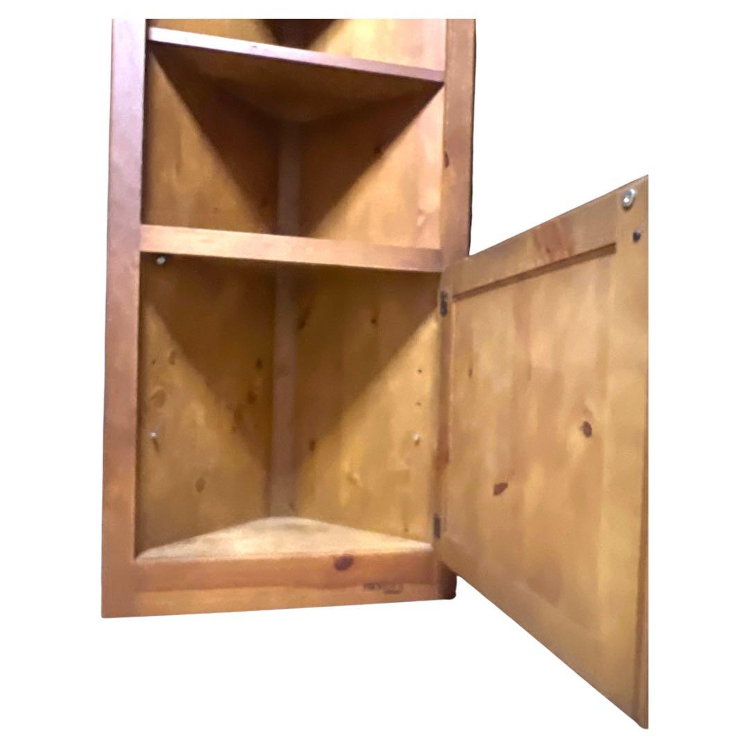 コスガのフレンチ・カントリー家具シリーズ、Provenceの コーナーシェルフ