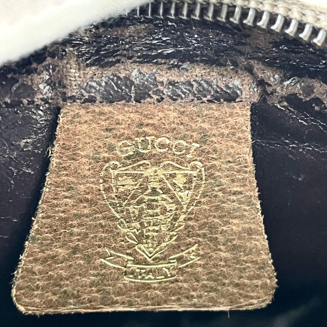 グッチ　GUCCI ショルダーバッグ　キャンバス　オールドグッチ　斜め掛け