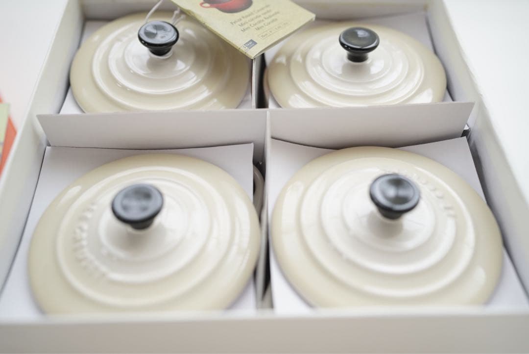 ル・クルーゼ(Le Creuset) 新品未使用 ミニココット 4個セット