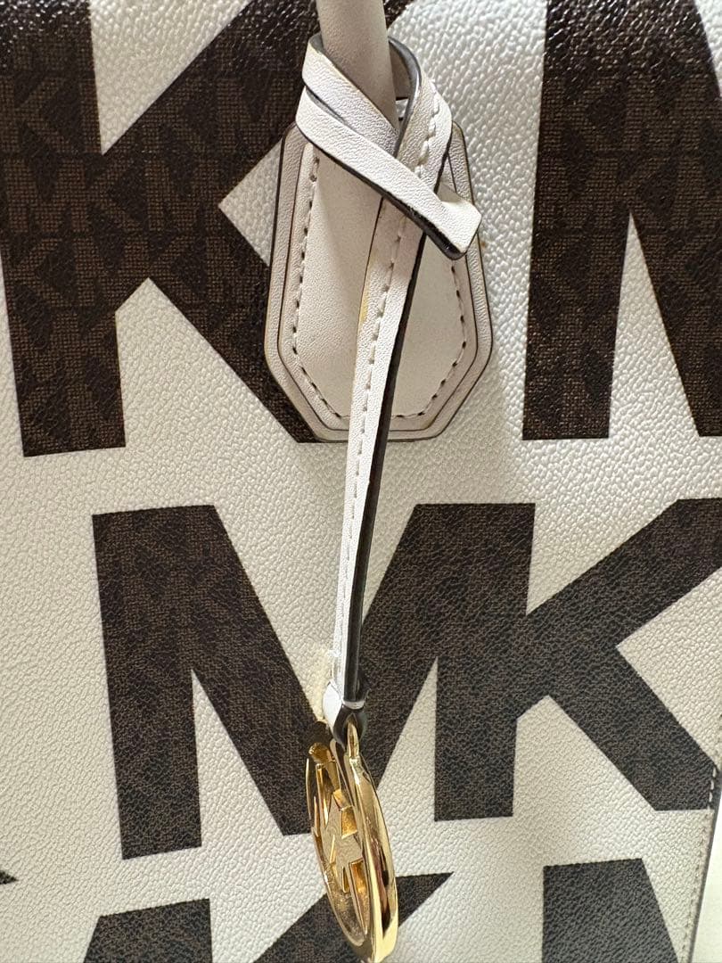 ドン君　　MICHAEL KORS MKロゴショルダーバッグ
