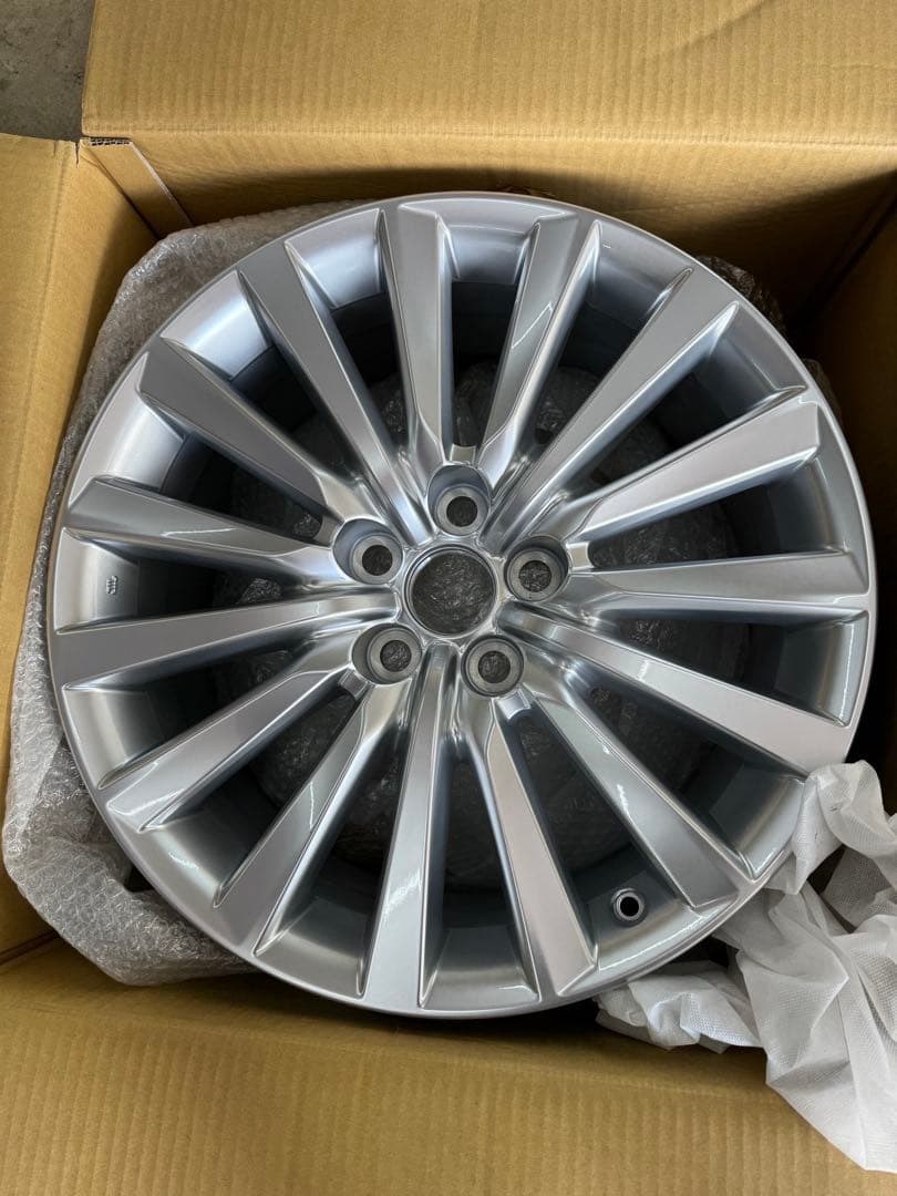 LEXUS LS460 純正オプション19インチホイール　新品